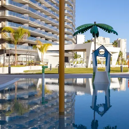 Sunset Sailors Relax Benidorm